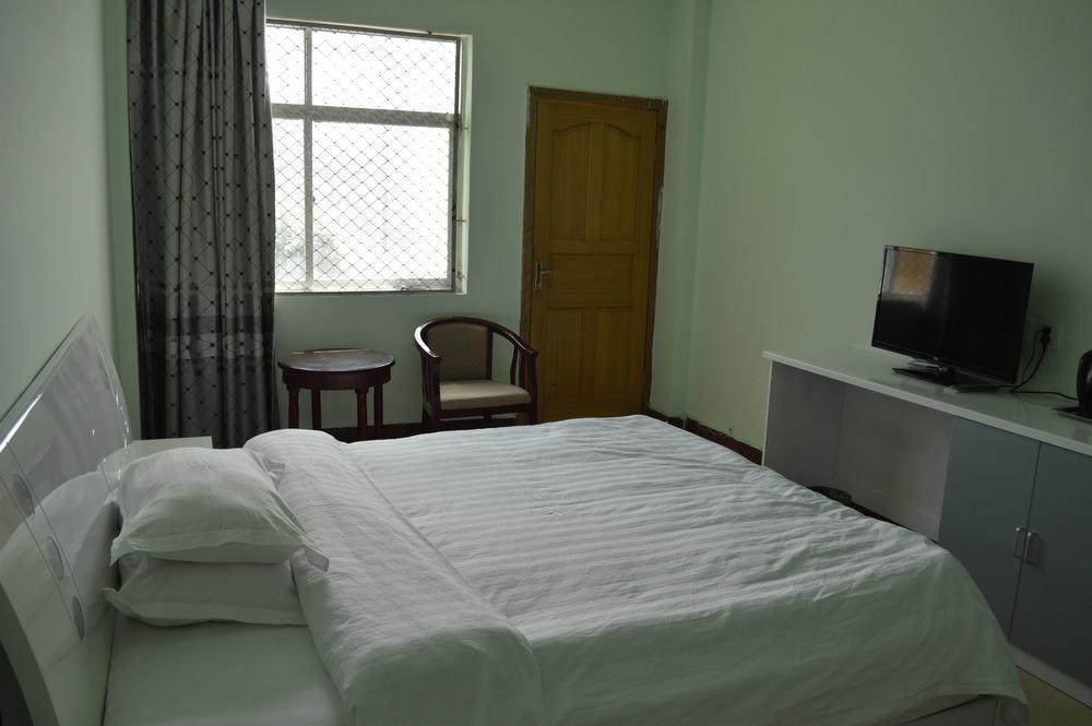 Tianwaitian Inn Lhasa Zewnętrze zdjęcie